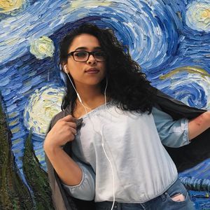 Meet your Posher, Dessiree